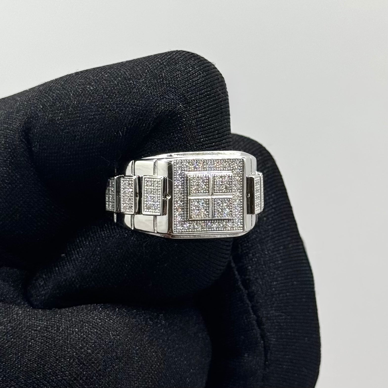 Anillo Grid Lord