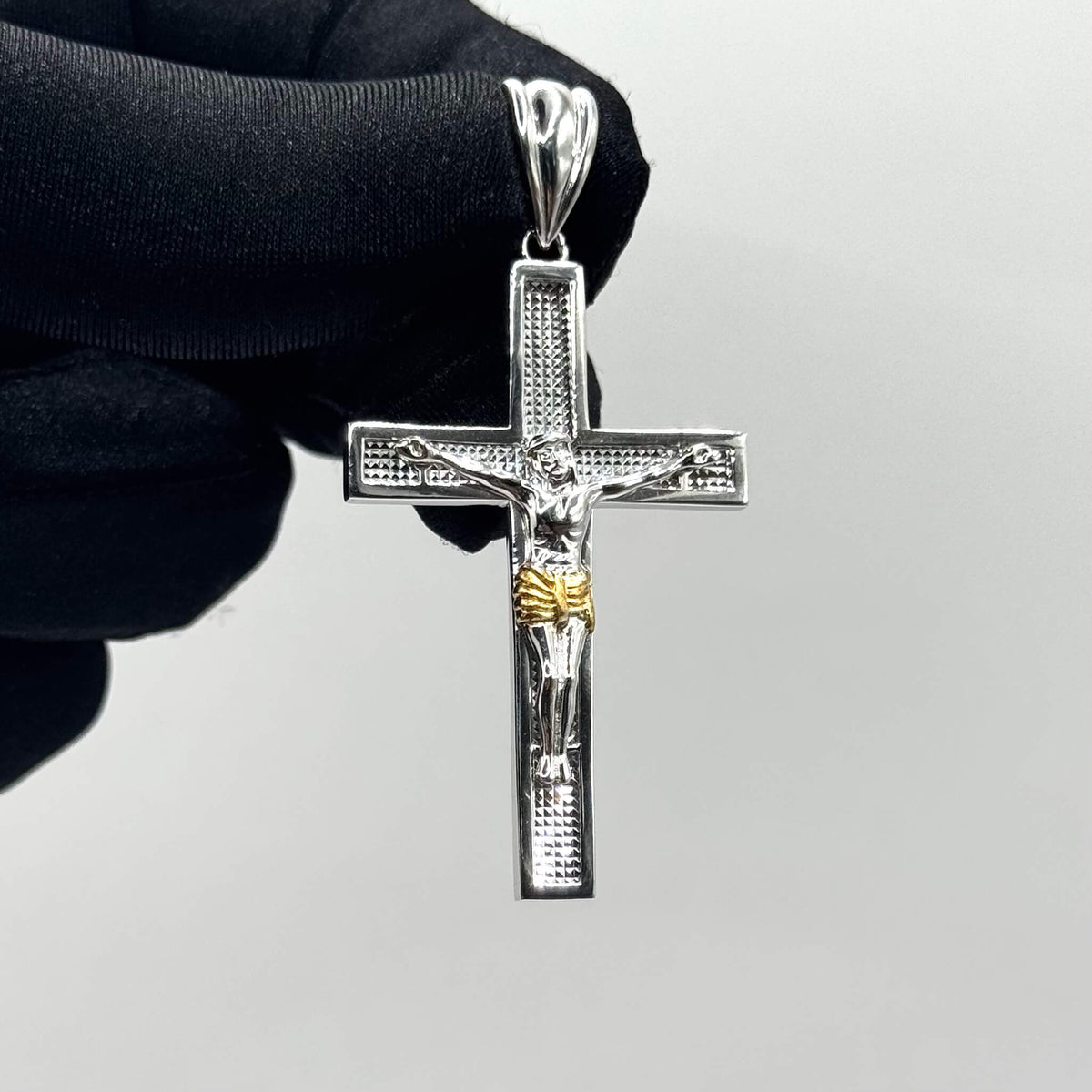 Cruz Dorada Faith