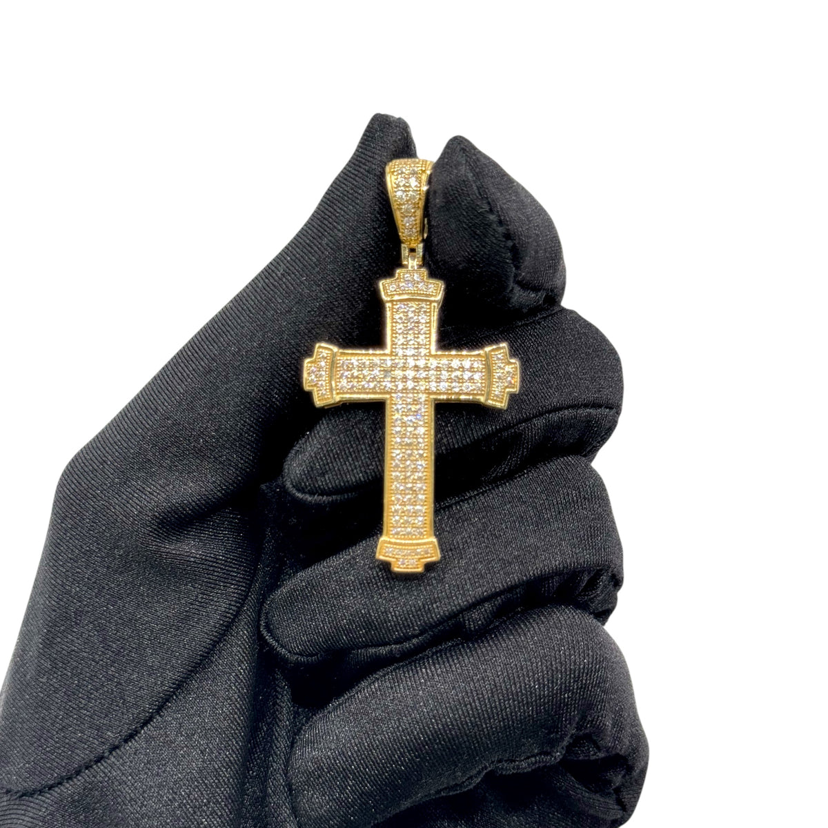 Cruz Imperial Pavé en Oro 10k