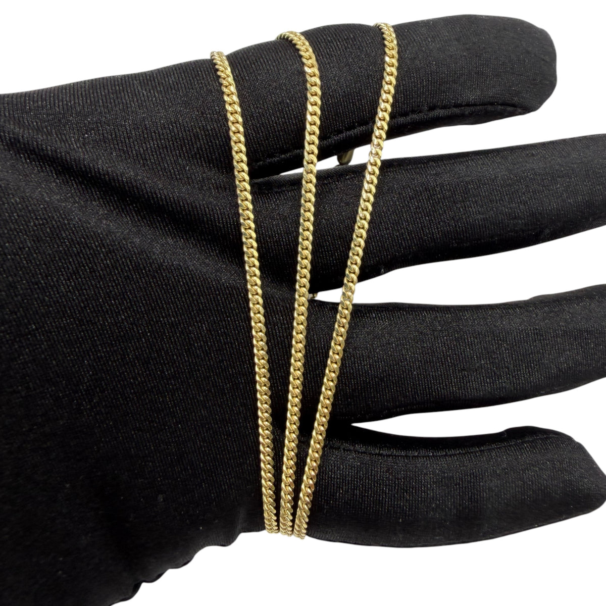 Cadena Cubana 2.5mm en Oro 10k