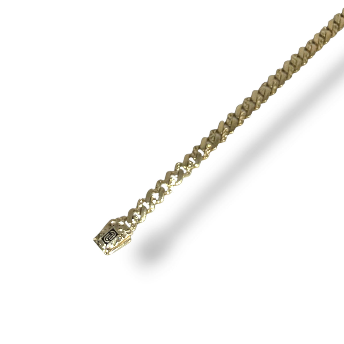 Pulso Deluxe Segrinado de 4mm en Oro 10k