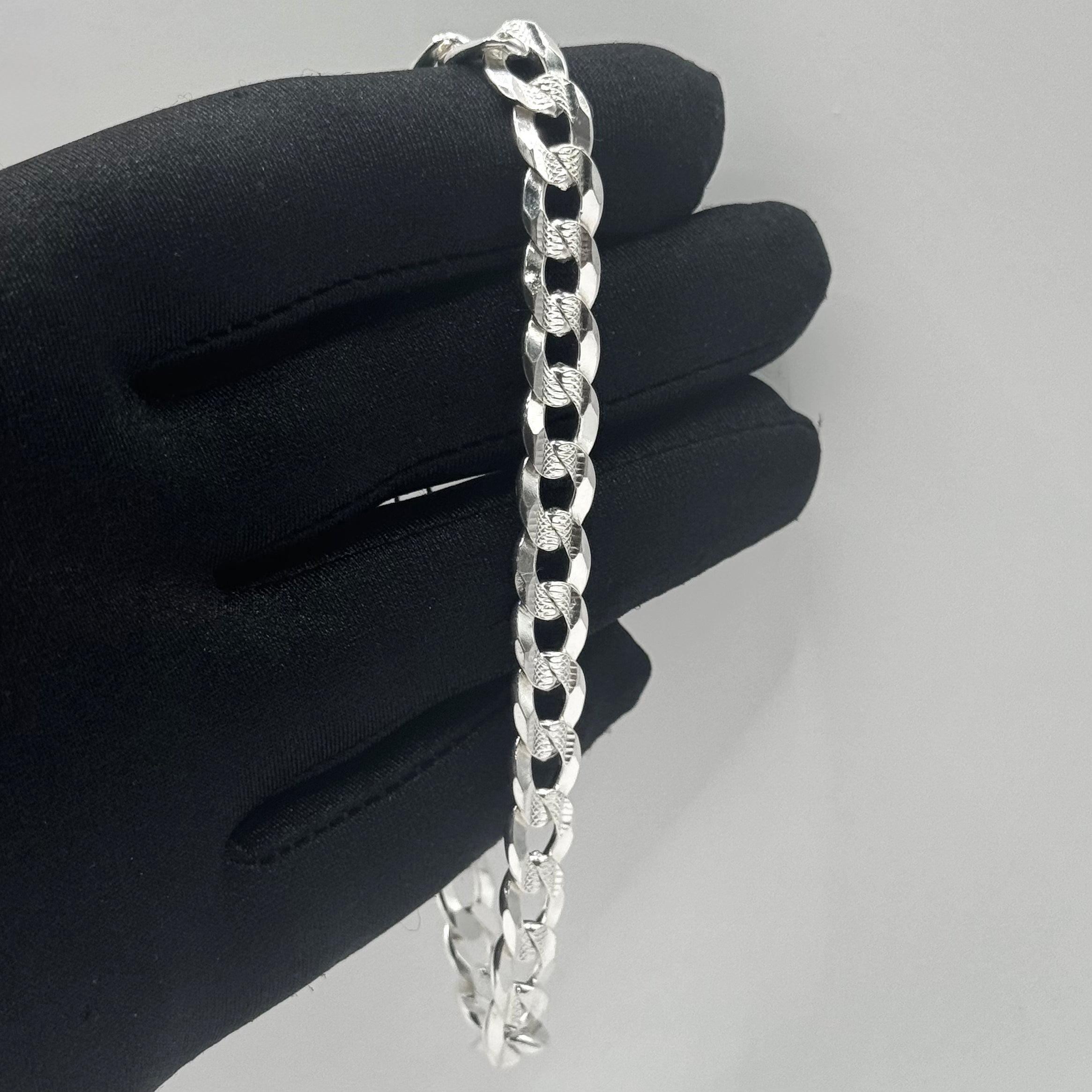 Pulsera Cubana Clásica 8mm
