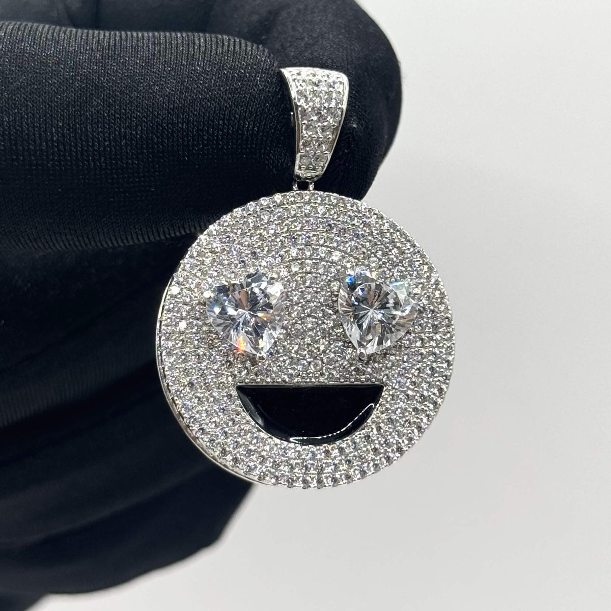 Emoji Love Iced