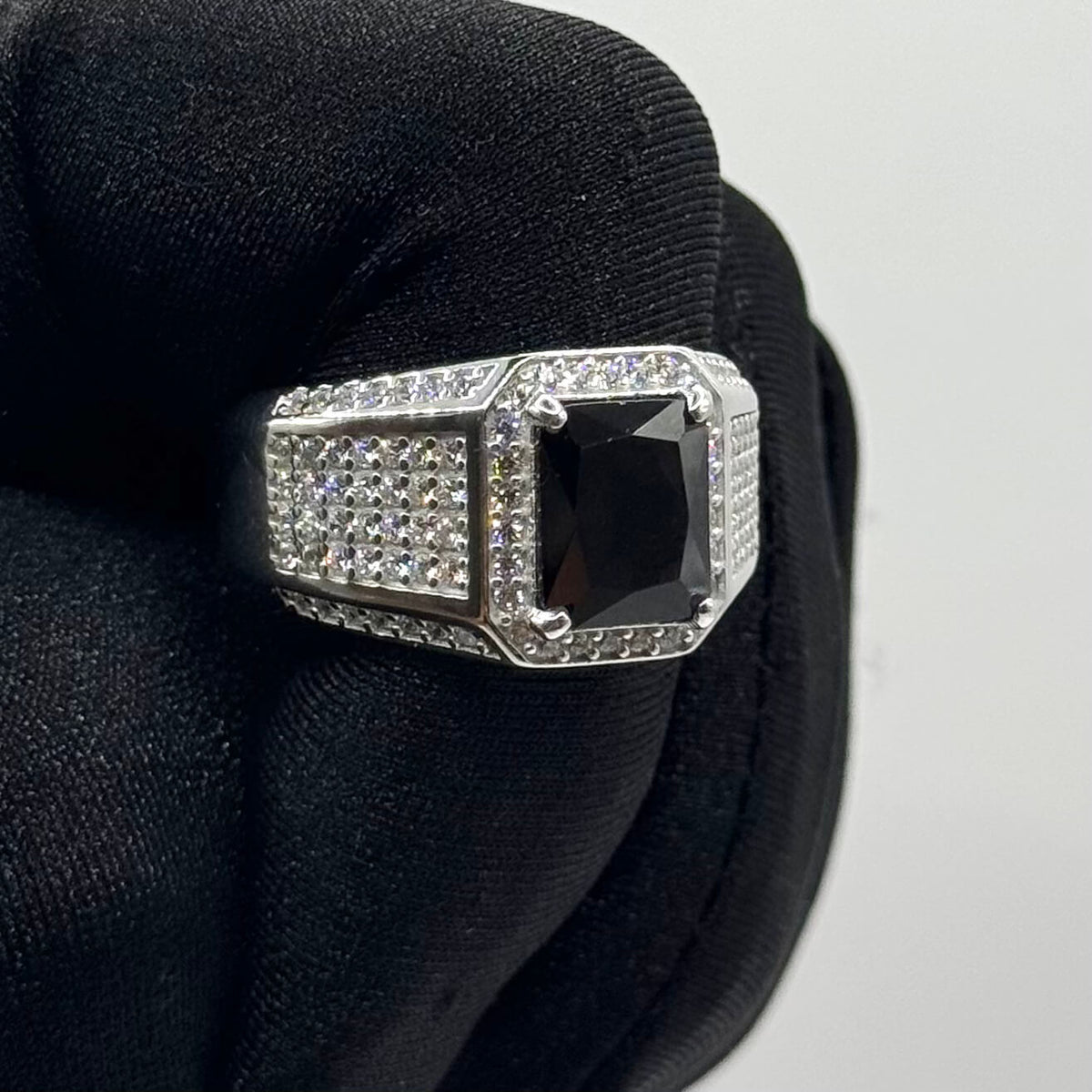 Anillo Onyx King