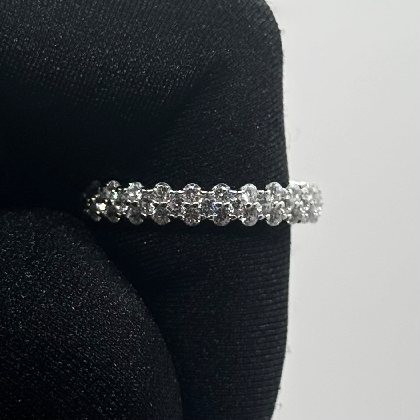 Anillo Eternity Triple Row
