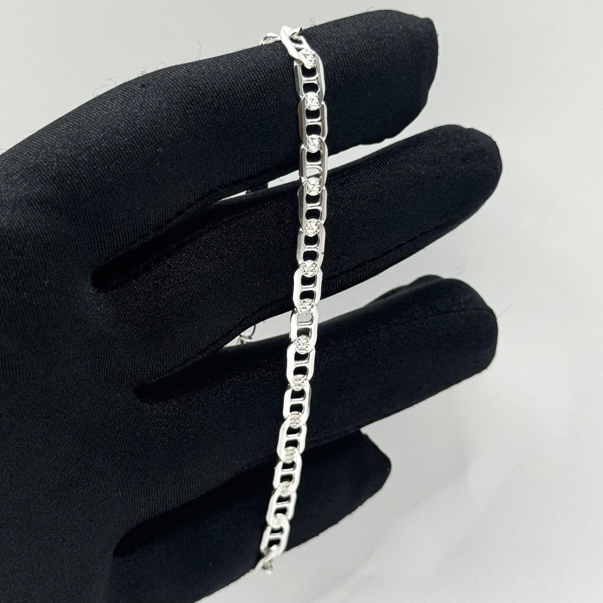 Pulsera Ancla Martillada Lisa