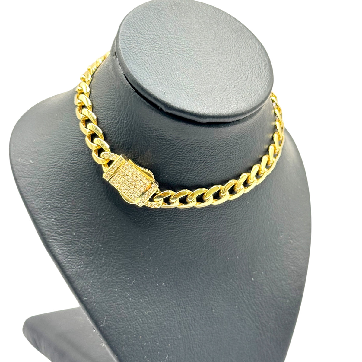 Pulsera Cubana con Broche de Zirconias en Oro 10k