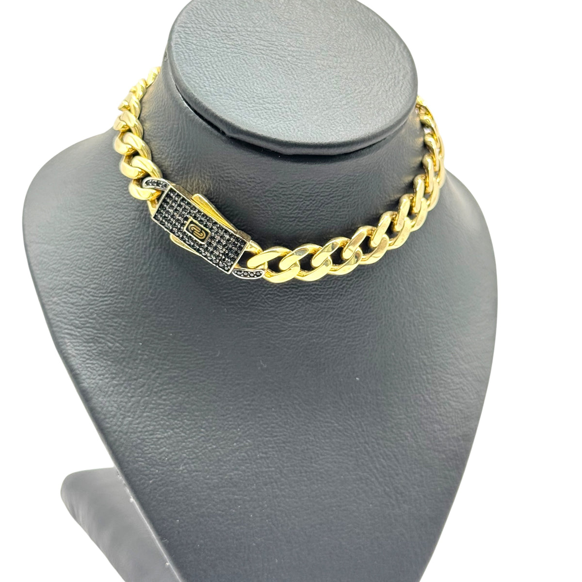 Pulsera Cubana con Broche Negro de Zirconias en Oro 10k