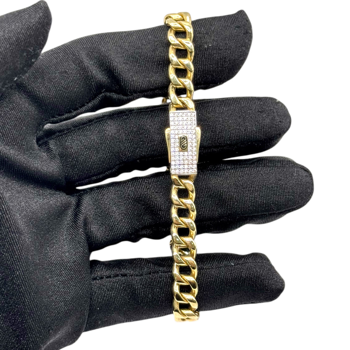 Pulsera Cubana Gruesa con Broche Premium en Oro 10k