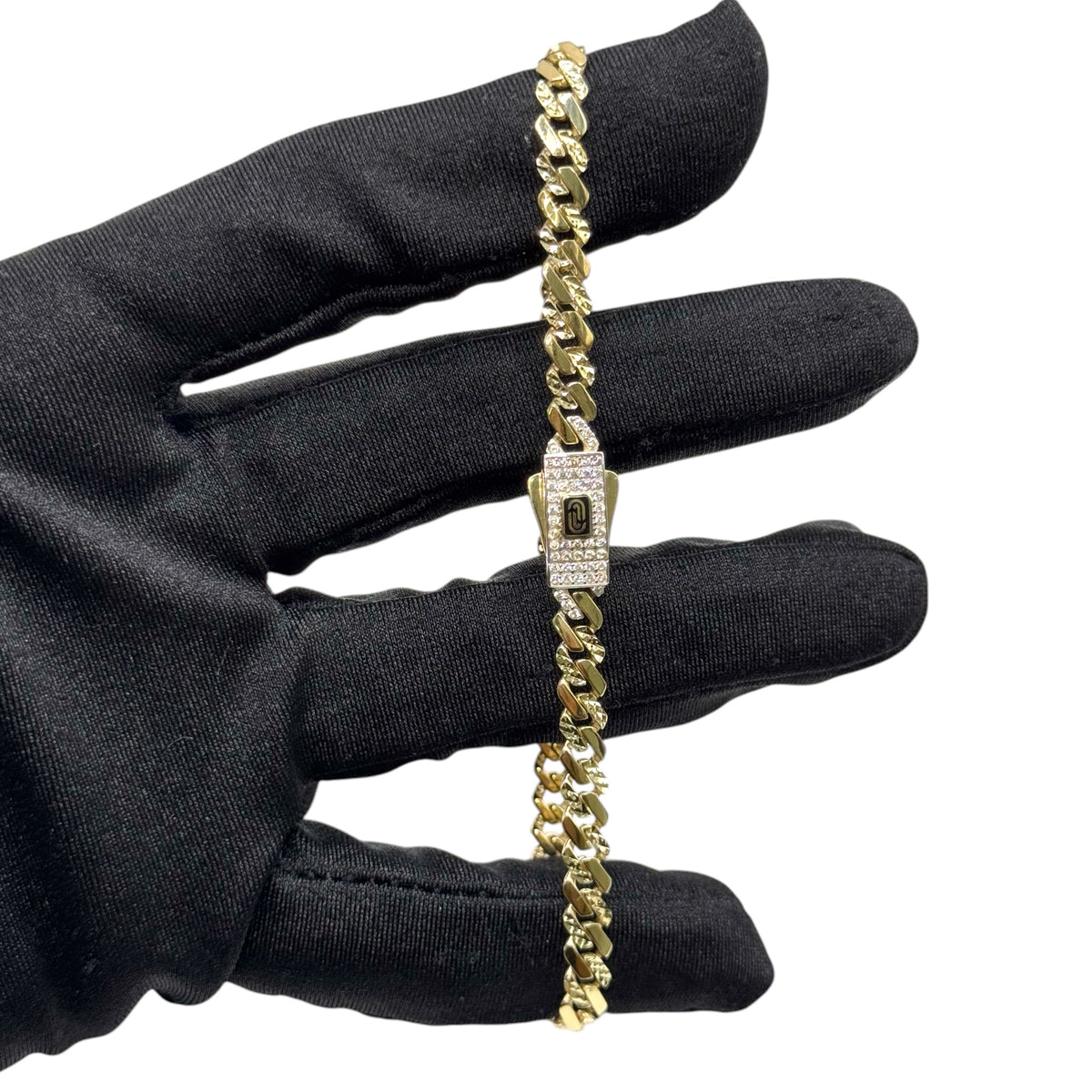 Pulso Cubano Slim Diamantado en Oro 10k