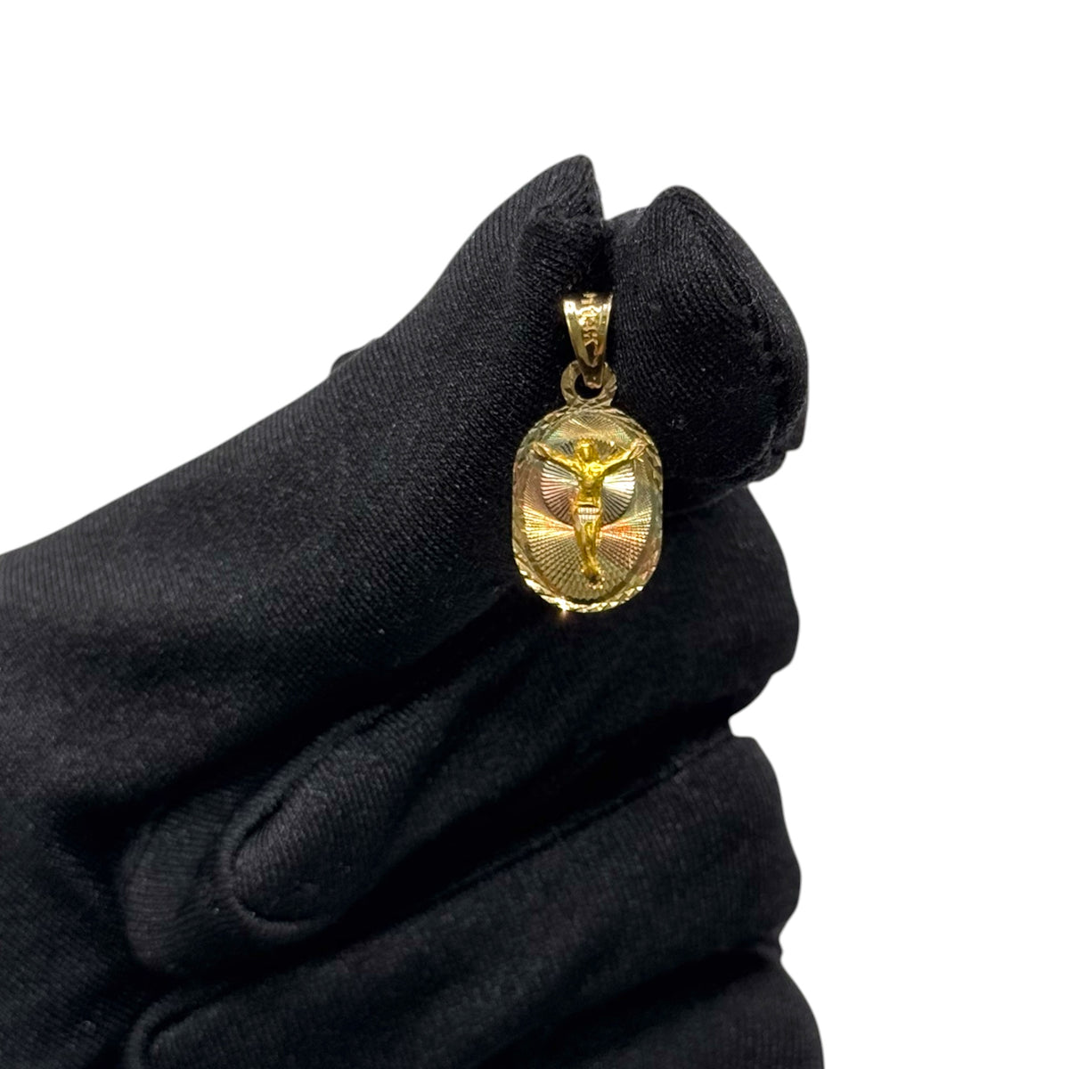 Medalla Cristo Crucificado Tricolor Mediana en Oro 14k