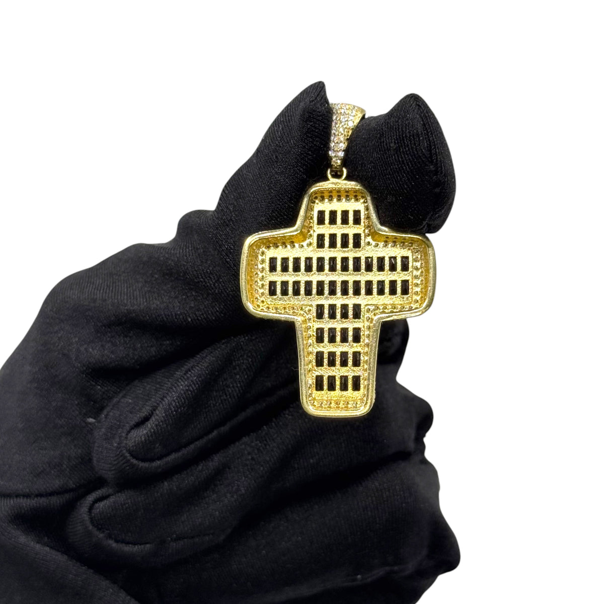 Cruz Black Baguette Pavé en Oro 10k